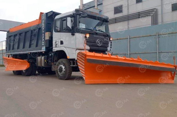 Комбинированная дорожная машина на шасси ISUZU 6х4 дв 279Kw пескоразбрасыватель, щетка, боковой - Снегоуборочная машина: фото 1 Комбинированная дорожная машина на шасси ISUZU 6х4 дв 279Kw пескоразбрасыватель, щетка, боковой - Снегоуборочная машина: фото 1