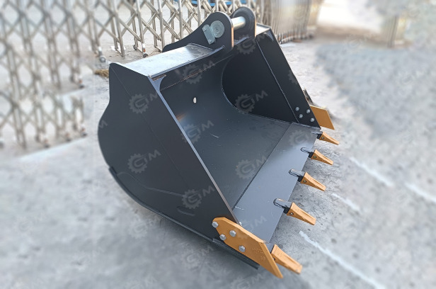 Ковш 1м3 для экскаватора колёсного YUGONG YG160/YG180 - Ковш для экскаватора: фото 1 Ковш 1м3 для экскаватора колёсного YUGONG YG160/YG180 - Ковш для экскаватора: фото 1