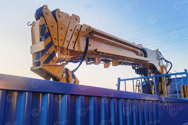 Кран манипулятор (без шасси) UNIC URV505YK-CNC, г/п 5т, с шнеком - Кран-манипулятор: фото 1 Кран манипулятор (без шасси) UNIC URV505YK-CNC, г/п 5т, с шнеком - Кран-манипулятор: фото 1