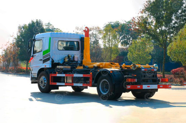 Крюковой погрузчик (мультилифт) на шасси ISUZU 4x2 дв 151kw гп 11 тонн - Крюковой мультилифт: фото 1 Крюковой погрузчик (мультилифт) на шасси ISUZU 4x2 дв 151kw гп 11 тонн - Крюковой мультилифт: фото 1