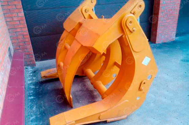 Лесозахват под быстросъем для фронтального погрузчика YUGONG ZL20 - Грейфер: фото 1 Лесозахват под быстросъем для фронтального погрузчика YUGONG ZL20 - Грейфер: фото 1