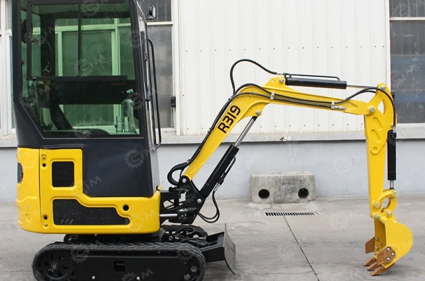 Мини-экскаватор RIPPA R319 двигатель KUBOTA с поворотной стрелой и раздвижными гусеницами 35дн - Мини-экскаватор: фото 1 Мини-экскаватор RIPPA R319 двигатель KUBOTA с поворотной стрелой и раздвижными гусеницами 35дн - Мини-экскаватор: фото 1