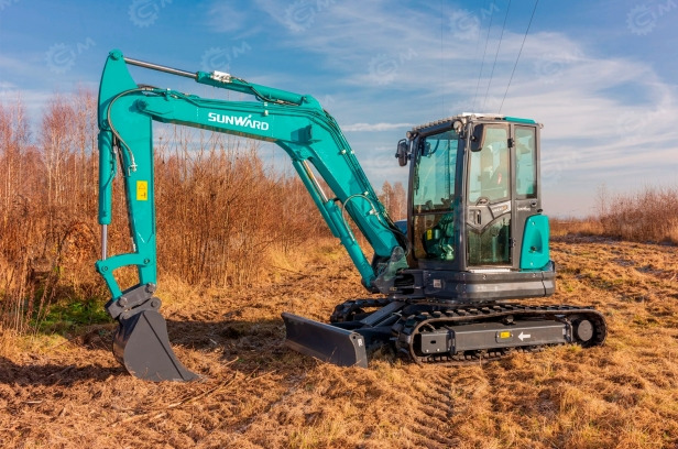 Мини-экскаватор Sunward SWE60F-3 планировочный, траншейный ковш, клык на стрелу, быстросъем, ре - Ковш для экскаватора: фото 4 Мини-экскаватор Sunward SWE60F-3 планировочный, траншейный ковш, клык на стрелу, быстросъем, ре - Ковш для экскаватора: фото 4