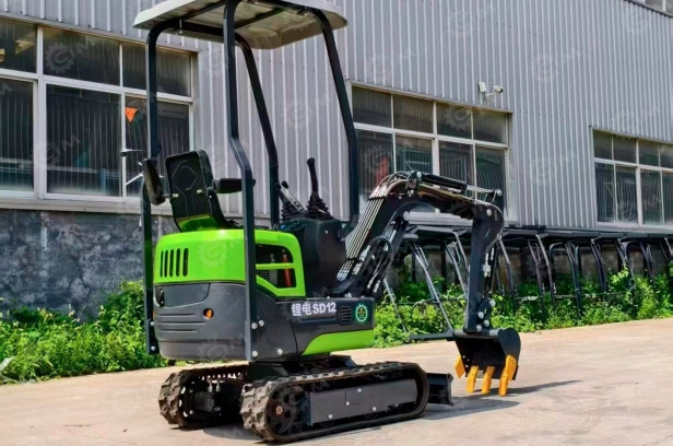 Мини-экскаватор YUGONG SD12 электрический, литий-ионный аккумулятор 72V150AH, масса 1,2т - Мини-экскаватор: фото 4 Мини-экскаватор YUGONG SD12 электрический, литий-ионный аккумулятор 72V150AH, масса 1,2т - Мини-экскаватор: фото 4