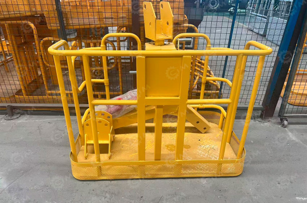 Монтажная люлька (корзина) на автокран VIGRUS VGS16 1,3х0,75х0,93 - Монтажная корзина для Кранов: фото 1 Монтажная люлька (корзина) на автокран VIGRUS VGS16 1,3х0,75х0,93 - Монтажная корзина для Кранов: фото 1