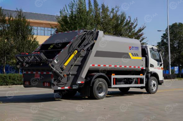 Мусоровоз на шасси ISUZU 4x4 дв 139Kw гп 5т объем 8м3 - Мусоровоз: фото 1 Мусоровоз на шасси ISUZU 4x4 дв 139Kw гп 5т объем 8м3 - Мусоровоз: фото 1