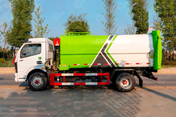 Мусоровоз на шасси ISUZU 4x4 дв 151Kw гп 10т объем 10м3 боковая загрузка через потолок, откидна - Мусоровоз: фото 1 Мусоровоз на шасси ISUZU 4x4 дв 151Kw гп 10т объем 10м3 боковая загрузка через потолок, откидна - Мусоровоз: фото 1