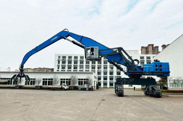 Перегружатель гусеничный BONNY WZY140 грейферный ковш 5м3 - Экскаватор-перегружатель: фото 1 Перегружатель гусеничный BONNY WZY140 грейферный ковш 5м3 - Экскаватор-перегружатель: фото 1