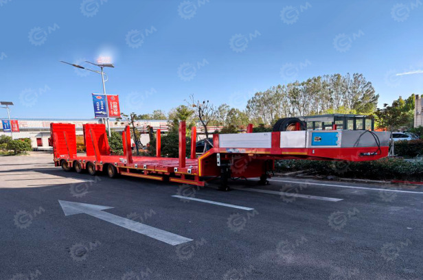 Полуприцеп трал раздвижной LUXUDA 4 оси гп 90т, ССУ 1550, расширители, не низкорамный (высота п - Низкорамный полуприцеп: фото 1 Полуприцеп трал раздвижной LUXUDA 4 оси гп 90т, ССУ 1550, расширители, не низкорамный (высота п - Низкорамный полуприцеп: фото 1