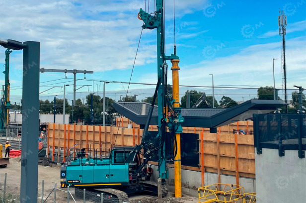 Роторная буровая установка SUNWARD SWDM325+CFA - Буровая машина: фото 1 Роторная буровая установка SUNWARD SWDM325+CFA - Буровая машина: фото 1