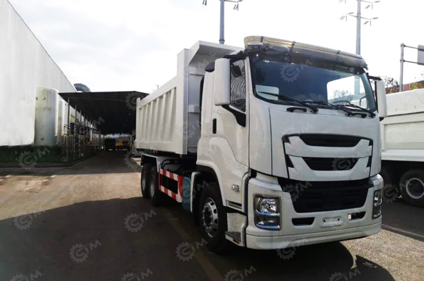 Самосвал ISUZU 4х4 дв 165kw кузов 5000х2200х1200 дополнительно 6 колесных дисков, погрев - Самосвал: фото 1 Самосвал ISUZU 4х4 дв 165kw кузов 5000х2200х1200 дополнительно 6 колесных дисков, погрев - Самосвал: фото 1