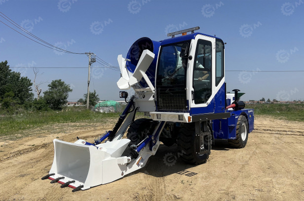 Самозагружающий автобетоносмеситель YUGONG SDM3000 шарнирно-сочлененной раме - Автобетоносмеситель: фото 1 Самозагружающий автобетоносмеситель YUGONG SDM3000 шарнирно-сочлененной раме - Автобетоносмеситель: фото 1