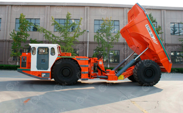 Шахтный самосвал XINGYE UK-30 - Горнодобывающая техника: фото 1 Шахтный самосвал XINGYE UK-30 - Горнодобывающая техника: фото 1