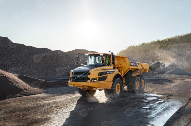 Шарнирно-сочлененный самосвал VOLVO A30G гп 29 тонн - Самосвал: фото 1 Шарнирно-сочлененный самосвал VOLVO A30G гп 29 тонн - Самосвал: фото 1