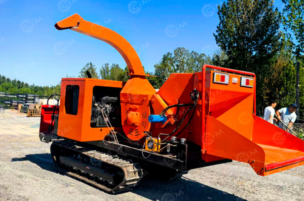 Щепорубительная установка гусеничная производительность 10т/ч - Измельчитель древесины: фото 1 Щепорубительная установка гусеничная производительность 10т/ч - Измельчитель древесины: фото 1