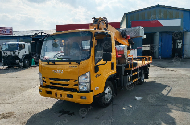 Специальный автомобиль на шасси ISUZU 4x2 дв 96kw платформа с кму гп 5т высота подъема 20м с ко - Грузовик с подъемником: фото 1 Специальный автомобиль на шасси ISUZU 4x2 дв 96kw платформа с кму гп 5т высота подъема 20м с ко - Грузовик с подъемником: фото 1