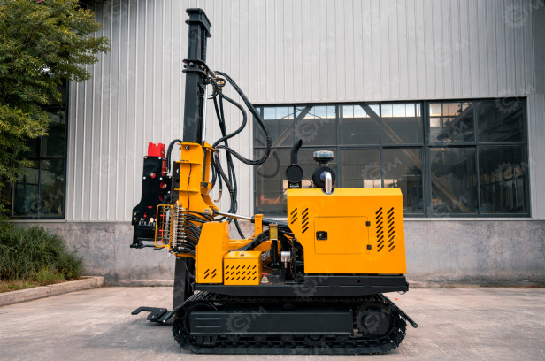 Сваебойная установка (вдавливатель дорожного ограждения) HENGXING HX-R6 (стальные гусеницы) - Буровая машина: фото 1 Сваебойная установка (вдавливатель дорожного ограждения) HENGXING HX-R6 (стальные гусеницы) - Буровая машина: фото 1