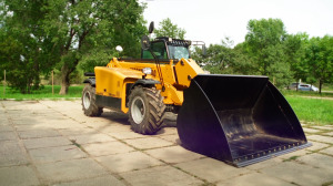 Телескопический погрузчик YUGONG TR730, 4WD, крабовый ход, гп 3т, высота 7м, дв YUNNEI 72KW, к - Телескопический погрузчик: фото 1 Телескопический погрузчик YUGONG TR730, 4WD, крабовый ход, гп 3т, высота 7м, дв YUNNEI 72KW, к - Телескопический погрузчик: фото 1