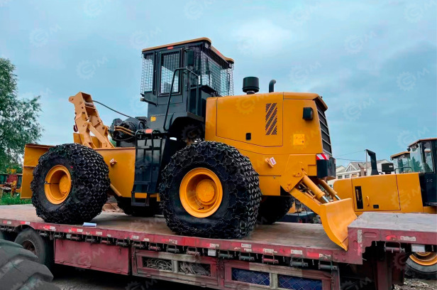 Трелёвочный колёсный трактор (скиддер) YUGONG JZL50 - Лесной трактор: фото 1 Трелёвочный колёсный трактор (скиддер) YUGONG JZL50 - Лесной трактор: фото 1