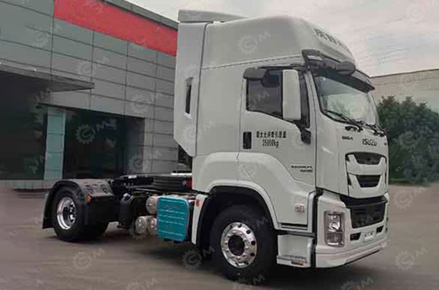 Тягач ISUZU 4x2 дв. 338 kw - Тягач: фото 1 Тягач ISUZU 4x2 дв. 338 kw - Тягач: фото 1