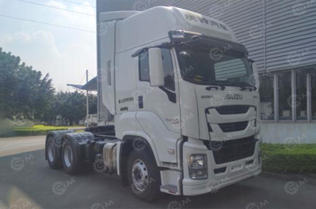 Тягач ISUZU 6x4 дв. 338 kw с гидроретардером - Тягач: фото 1 Тягач ISUZU 6x4 дв. 338 kw с гидроретардером - Тягач: фото 1