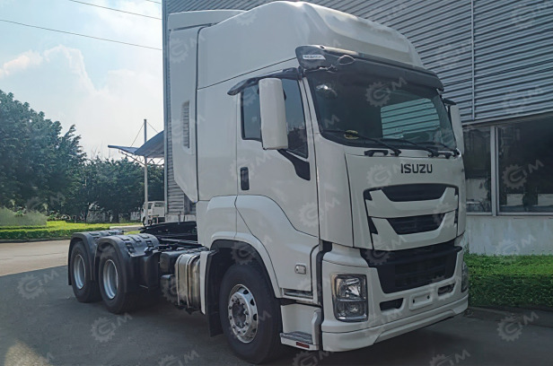 Тягач ISUZU 6x4 дв. 382 kw с гидроретардером, задняя подвеска пневматическая - Тягач: фото 1 Тягач ISUZU 6x4 дв. 382 kw с гидроретардером, задняя подвеска пневматическая - Тягач: фото 1