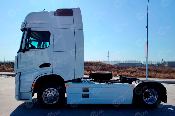 Тягач SHACMAN 4х2 X6000 SX4188YY381 480 л.с. АКПП FAST - Тягач: фото 1 Тягач SHACMAN 4х2 X6000 SX4188YY381 480 л.с. АКПП FAST - Тягач: фото 1
