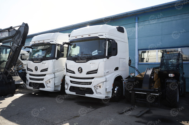 Тягач SHACMAN 4х2 X6000 SX4188YY381 480л.с. (боковая защита + КОМ) - Тягач: фото 1 Тягач SHACMAN 4х2 X6000 SX4188YY381 480л.с. (боковая защита + КОМ) - Тягач: фото 1