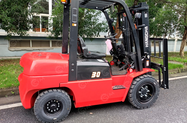 Вилочный погрузчик Hangcha CPCD30-XRH5 дв Cummins гп 3т, высота подъема 3м - Дизельный погрузчик: фото 1 Вилочный погрузчик Hangcha CPCD30-XRH5 дв Cummins гп 3т, высота подъема 3м - Дизельный погрузчик: фото 1