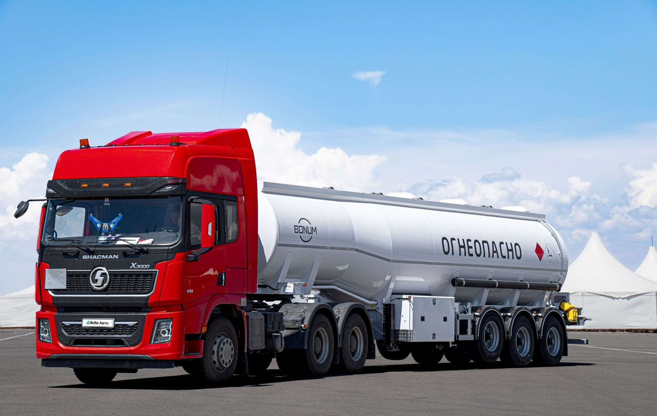 Новый Полуприцеп-цистерна Полуприцеп бензовоз Bonum 32 куб.м, 2025: фото 1