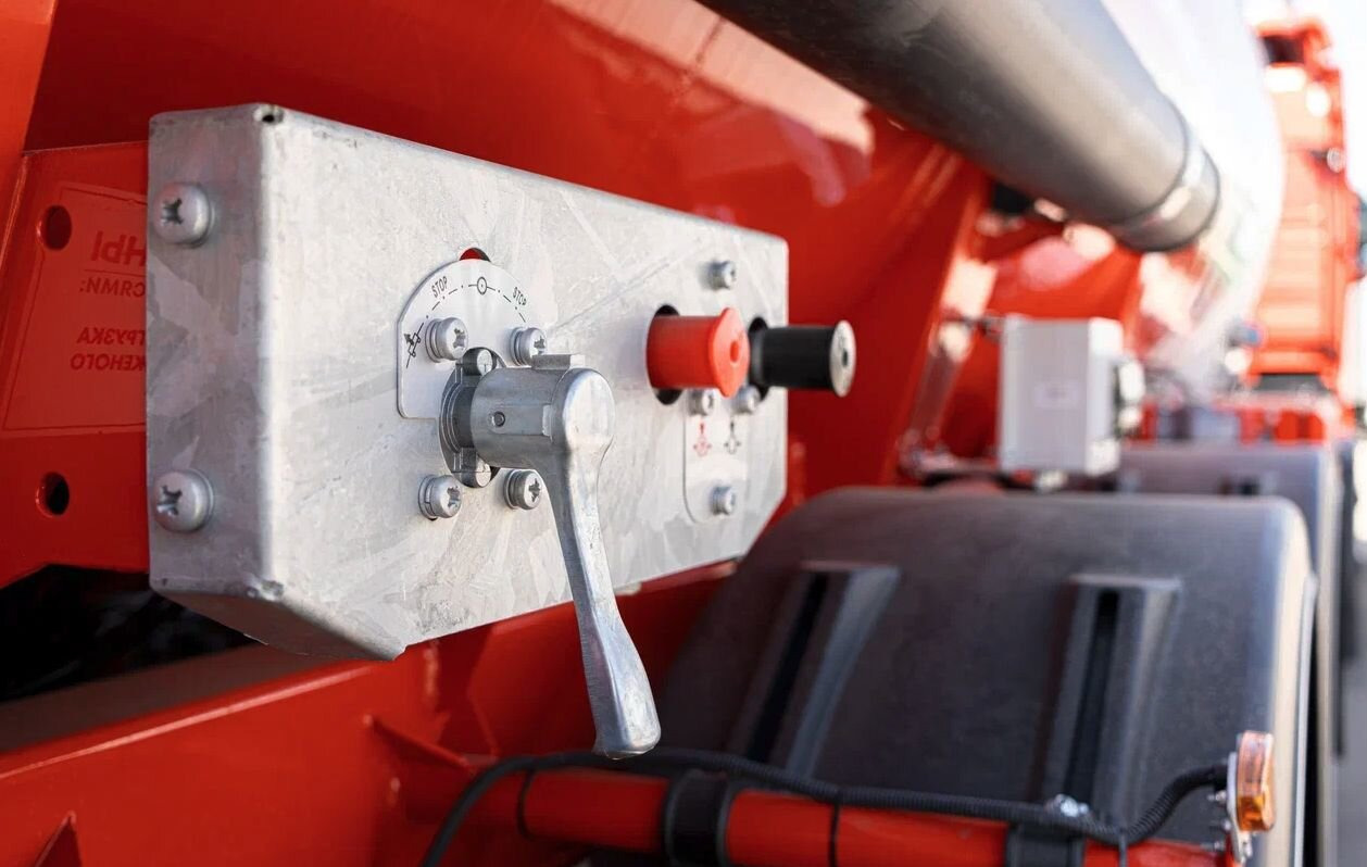 Новый Полуприцеп-цистерна Полуприцеп бензовоз Bonum 914211, 2024: фото 9 Новый Полуприцеп-цистерна Полуприцеп бензовоз Bonum 914211, 2024: фото 9