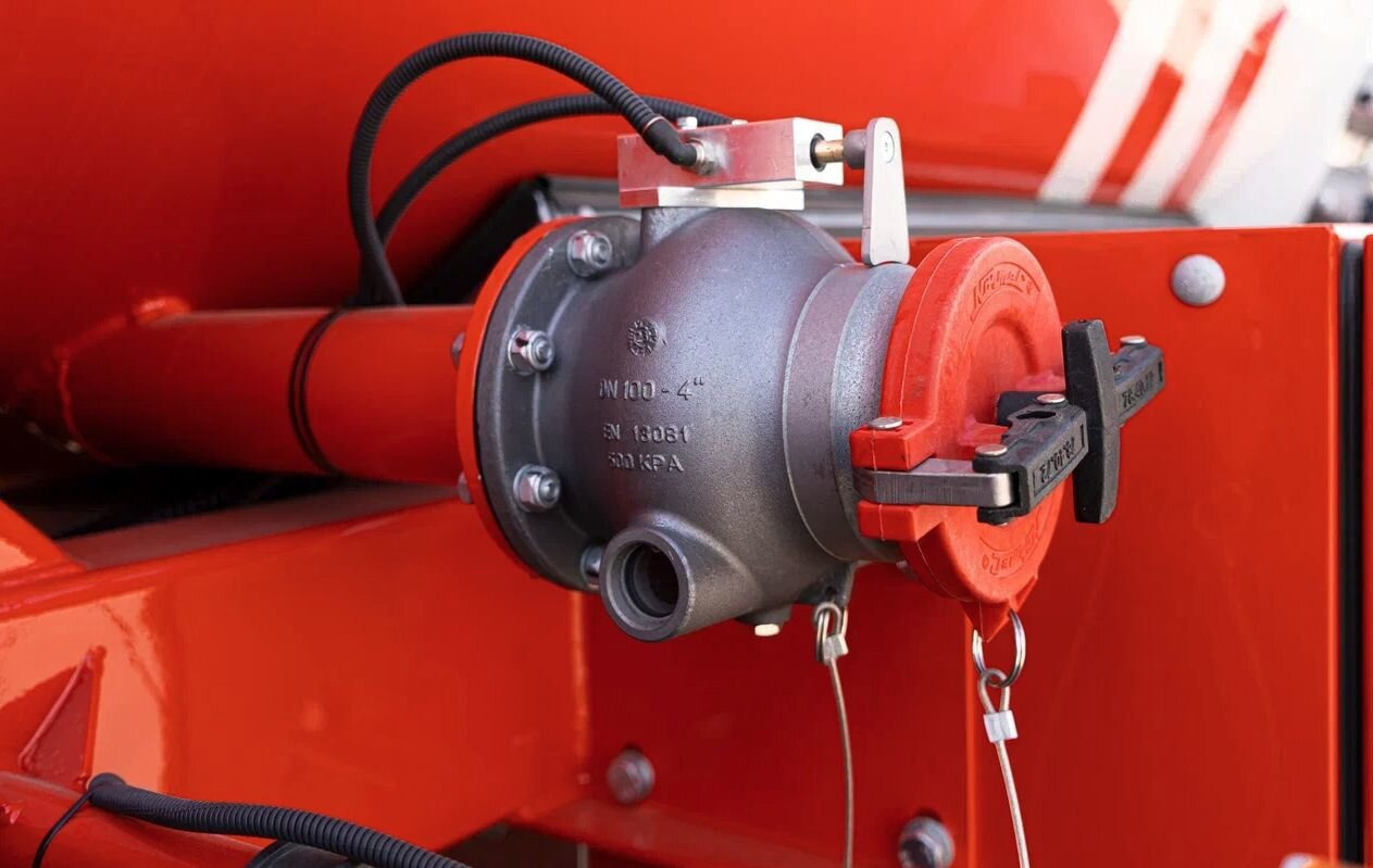 Новый Полуприцеп-цистерна Полуприцеп бензовоз Bonum ГСМ 32, 2024: фото 10