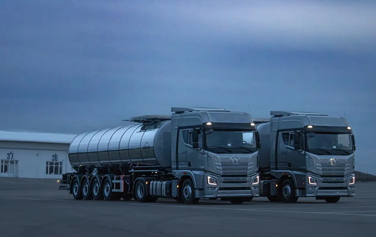 Новый Полуприцеп-цистерна Полуприцеп битумовоз Bonum 32 куб.м, 2024: фото 7