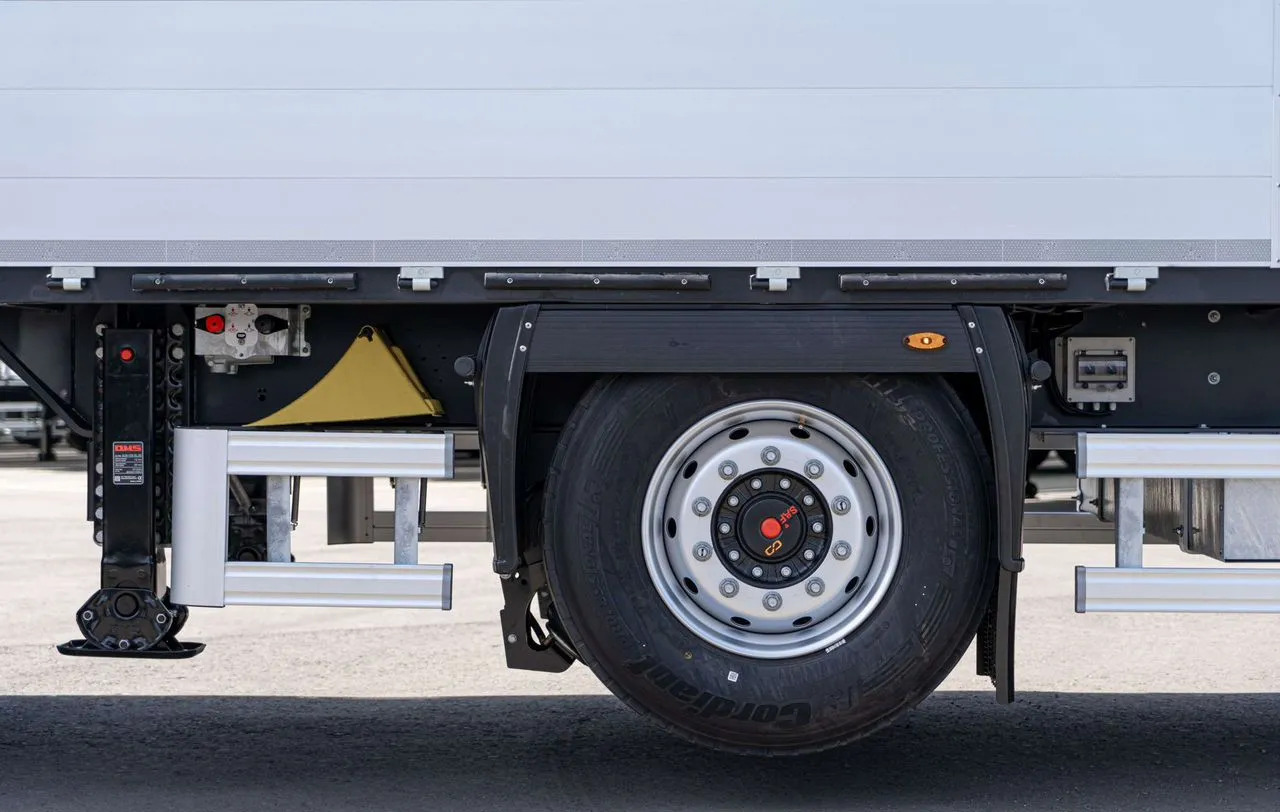 Новый Бортовой полуприцеп/ Платформа Полуприцеп бортовой Bonum 914296-06, 2024: фото 15 Новый Бортовой полуприцеп/ Платформа Полуприцеп бортовой Bonum 914296-06, 2024: фото 15