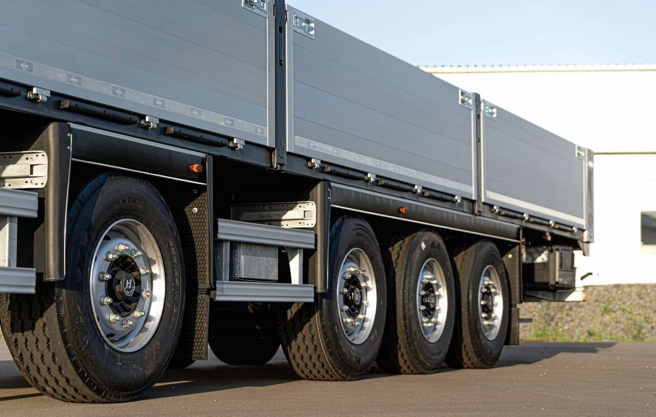 Новый Бортовой полуприцеп/ Платформа Полуприцеп бортовой Bonum 914296-06, 2024: фото 13 Новый Бортовой полуприцеп/ Платформа Полуприцеп бортовой Bonum 914296-06, 2024: фото 13