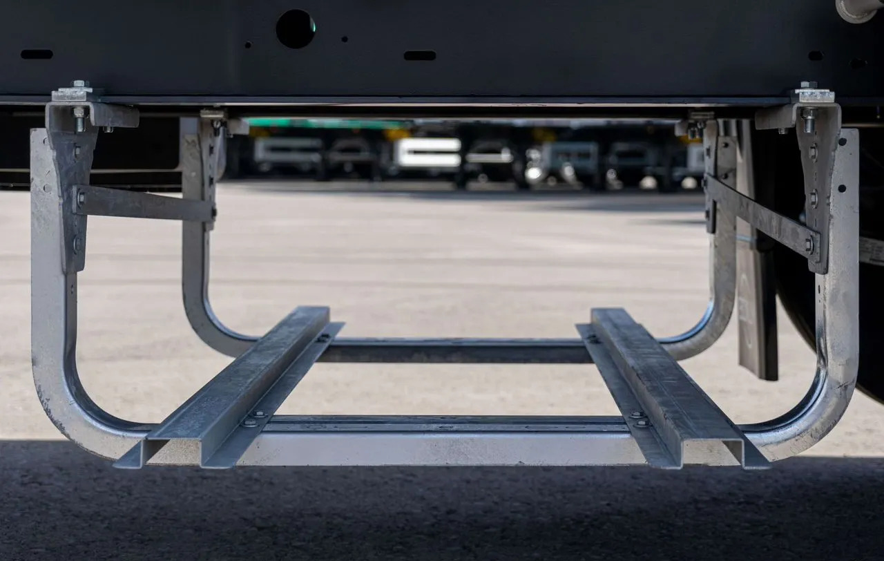 Новый Бортовой полуприцеп/ Платформа Полуприцеп бортовой Bonum 914296-06, 2024: фото 9