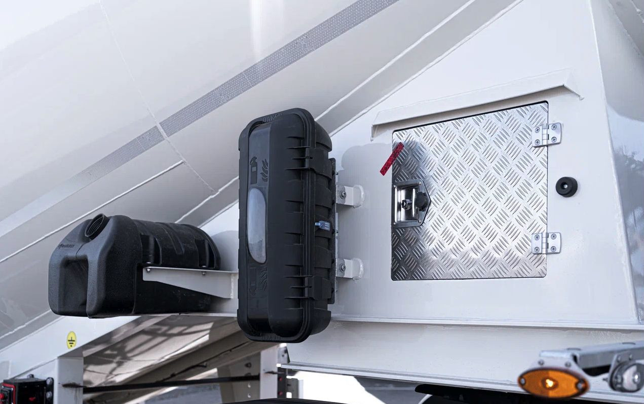 Новый Полуприцеп цистерна для сыпучих грузов Полуприцеп цементовоз Bonum 34 куб.м, 2024: фото 9 Новый Полуприцеп цистерна для сыпучих грузов Полуприцеп цементовоз Bonum 34 куб.м, 2024: фото 9