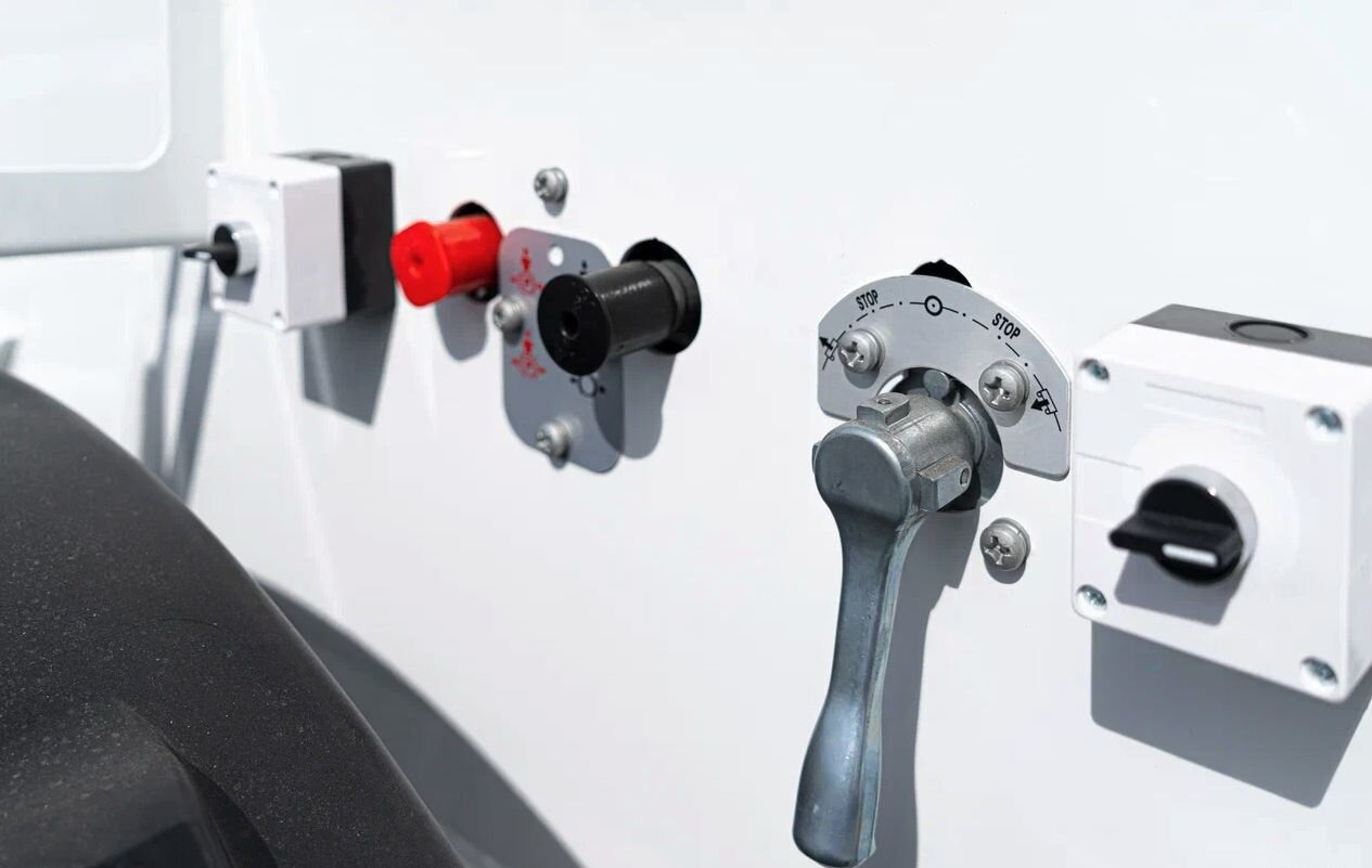 Новый Полуприцеп цистерна для сыпучих грузов Полуприцеп цементовоз Bonum 34 куб.м, 2025: фото 9 Новый Полуприцеп цистерна для сыпучих грузов Полуприцеп цементовоз Bonum 34 куб.м, 2025: фото 9