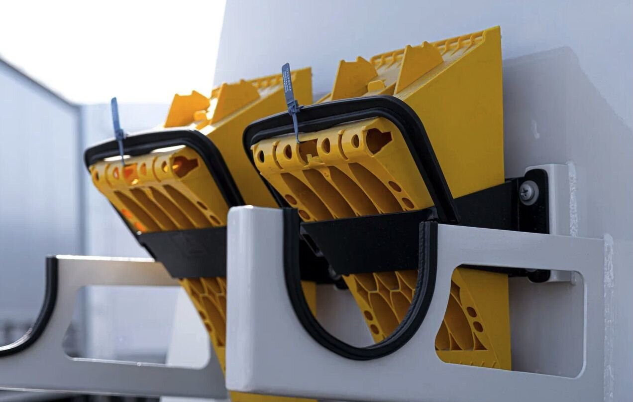 Новый Полуприцеп цистерна для сыпучих грузов Полуприцеп цементовоз Bonum 914230, 2024: фото 12 Новый Полуприцеп цистерна для сыпучих грузов Полуприцеп цементовоз Bonum 914230, 2024: фото 12