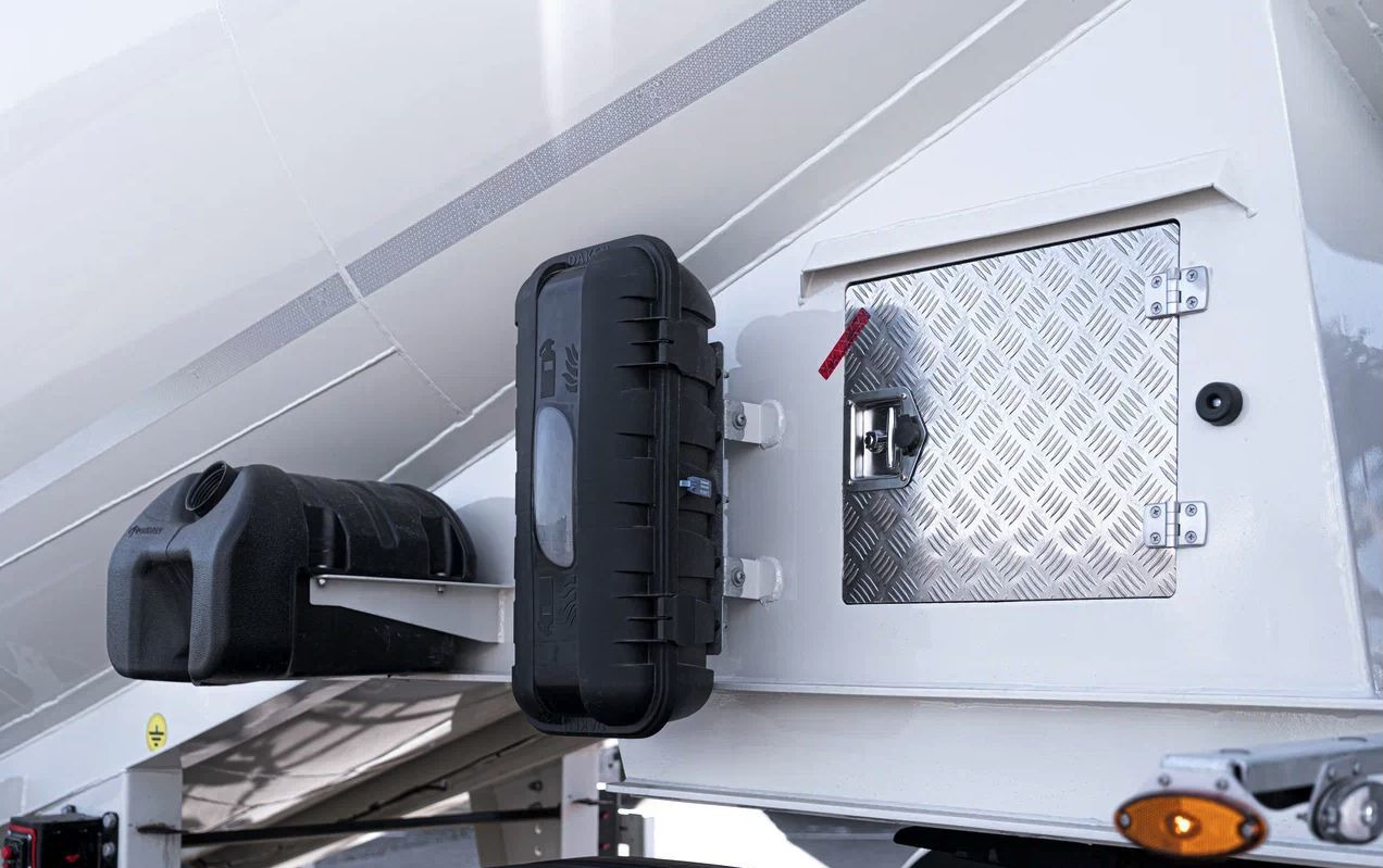 Новый Полуприцеп цистерна для сыпучих грузов Полуприцеп цементовоз Bonum 914230, 2024: фото 11