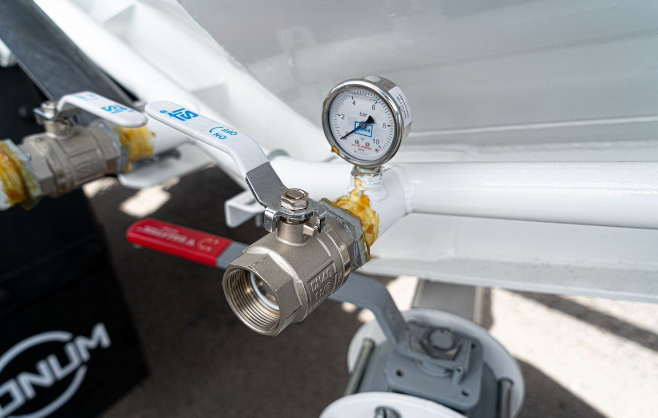 Новый Полуприцеп цистерна для сыпучих грузов Полуприцеп цементовоз Bonum 914231, 2024: фото 12 Новый Полуприцеп цистерна для сыпучих грузов Полуприцеп цементовоз Bonum 914231, 2024: фото 12