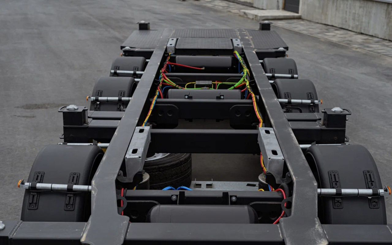 Новый Полуприцеп контейнеровоз (BDF, сменный кузов) Полуприцеп контейнеровоз Bonum 914295-05, 2024: фото 14 Новый Полуприцеп контейнеровоз (BDF, сменный кузов) Полуприцеп контейнеровоз Bonum 914295-05, 2024: фото 14