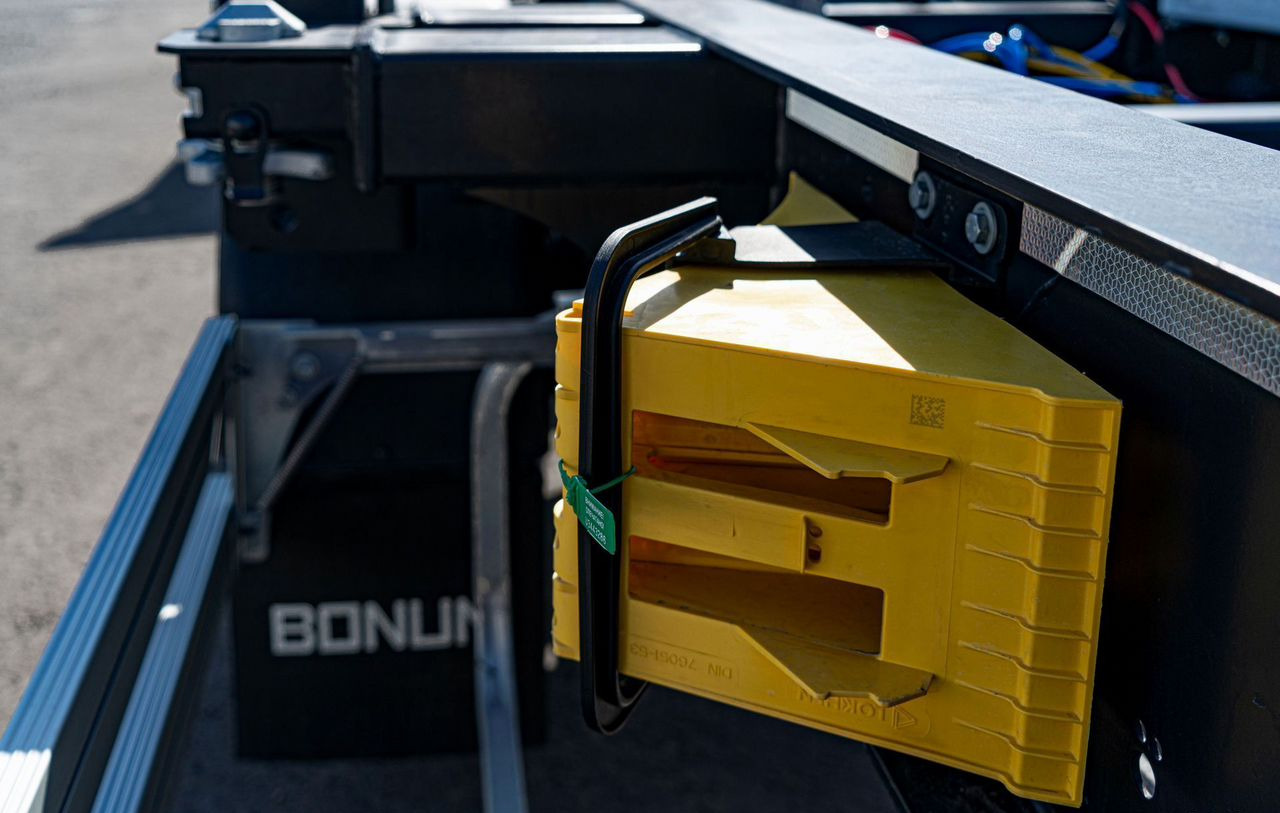 Новый Полуприцеп контейнеровоз (BDF, сменный кузов) Полуприцеп контейнеровоз Bonum 914295-05, 2024: фото 20