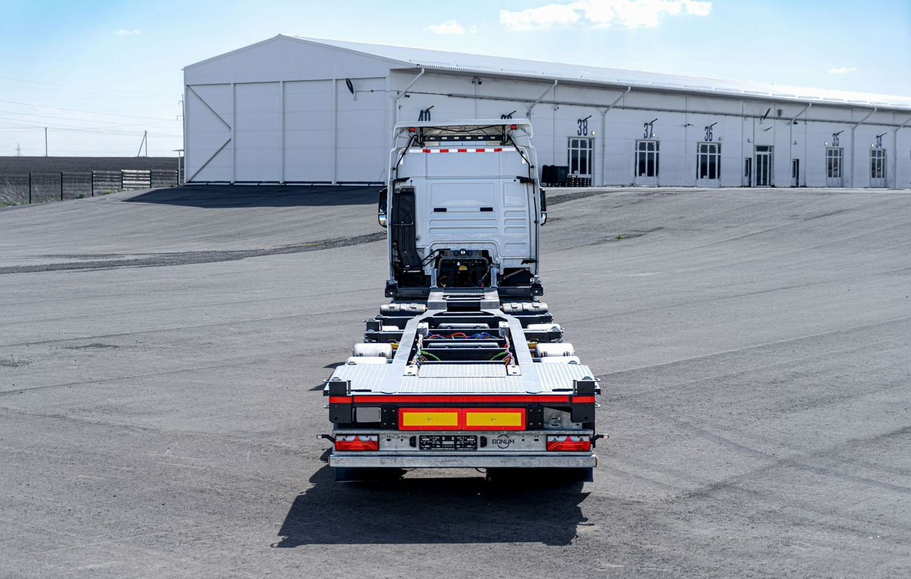 Новый Полуприцеп контейнеровоз (BDF, сменный кузов) Полуприцеп контейнеровоз Bonum 914295-05, 2024: фото 8