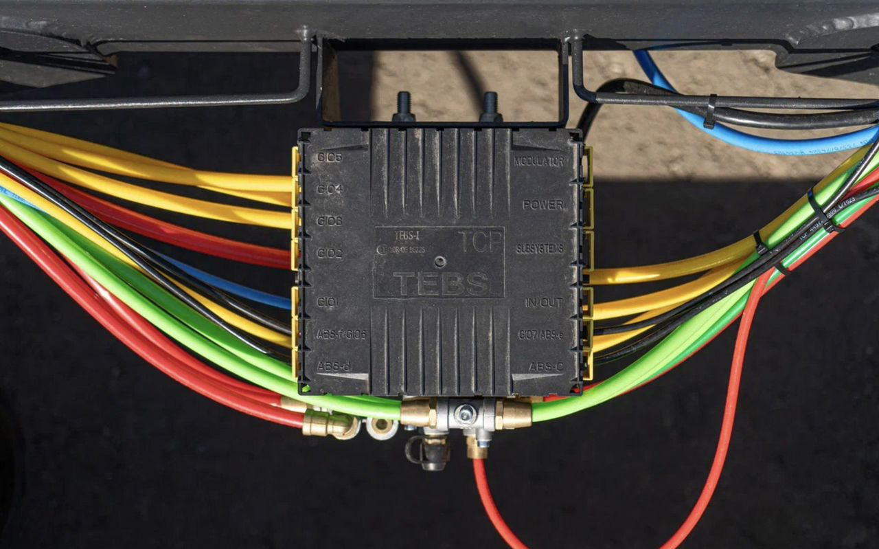 Новый Полуприцеп-контейнеровоз/ Сменный кузов Полуприцеп контейнеровоз Bonum 914295-05, 2024: фото 13