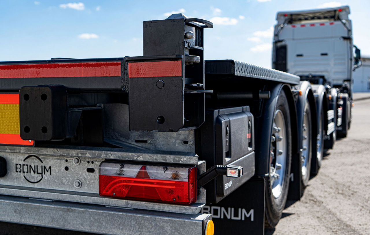 Новый Полуприцеп контейнеровоз (BDF, сменный кузов) Полуприцеп контейнеровоз Bonum 914295-05, 2024: фото 14