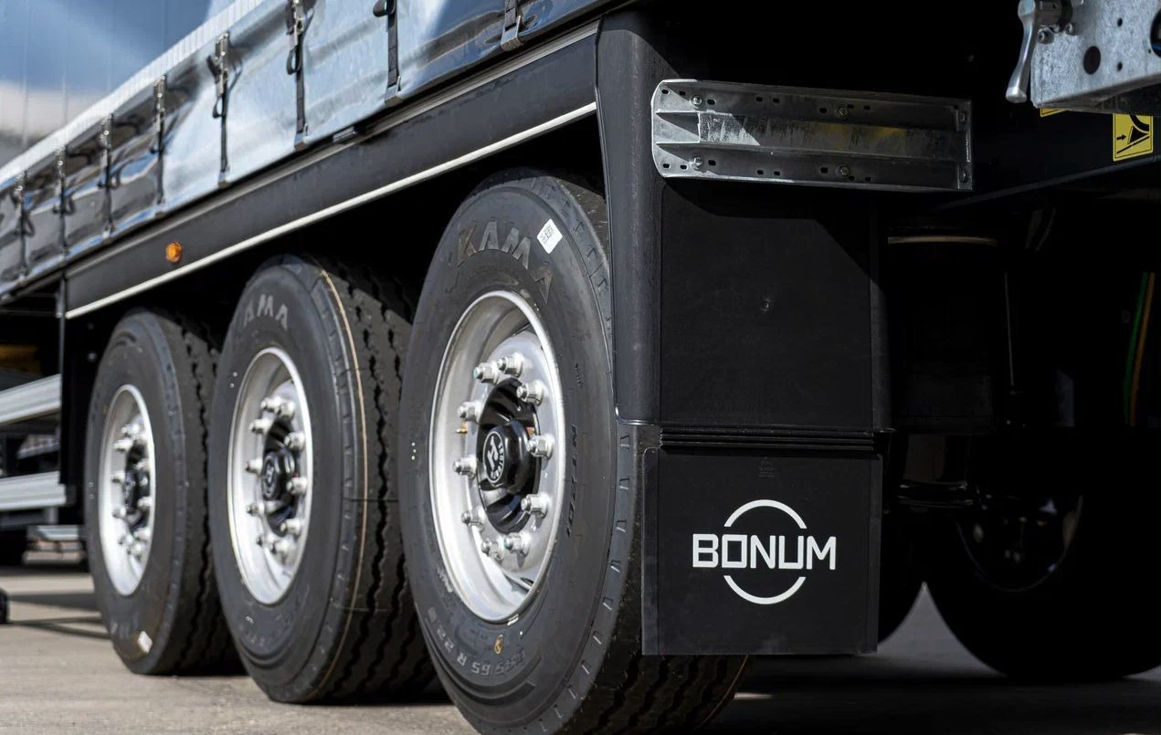 Новый Тентованный полуприцеп Полуприцеп шторный Bonum 914296-04, 2024: фото 15