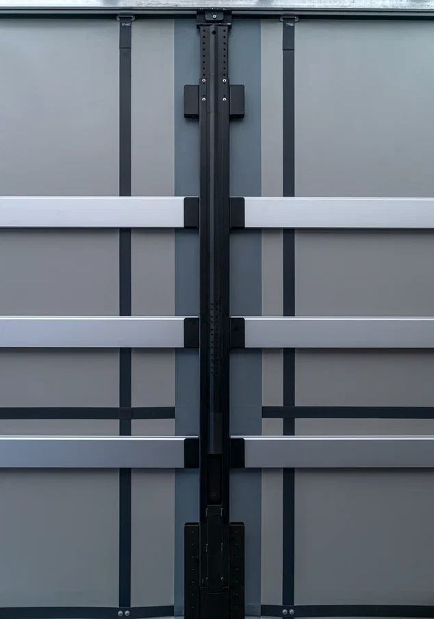 Новый Тентованный полуприцеп Полуприцеп шторный Bonum 914296-04, 2024: фото 10