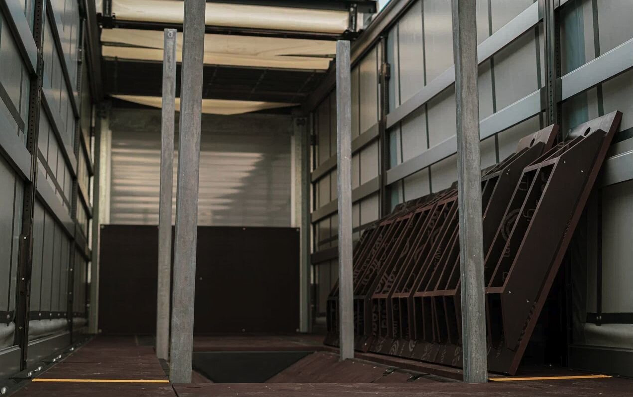 Новый Тентованный полуприцеп Полуприцеп шторный Bonum 914296-04, 2024: фото 13