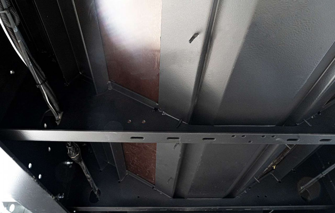 Новый Тентованный полуприцеп Полуприцеп шторный Bonum 914296-04, 2024: фото 13